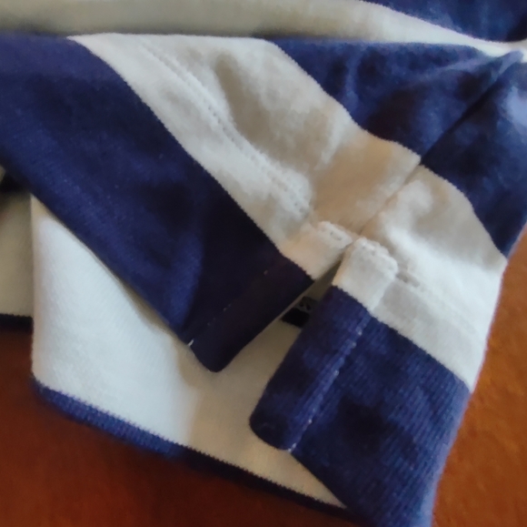 GAP, Small, Long Sleeved Polo, NWOT, 100% Cotton - Picture 5 of 7